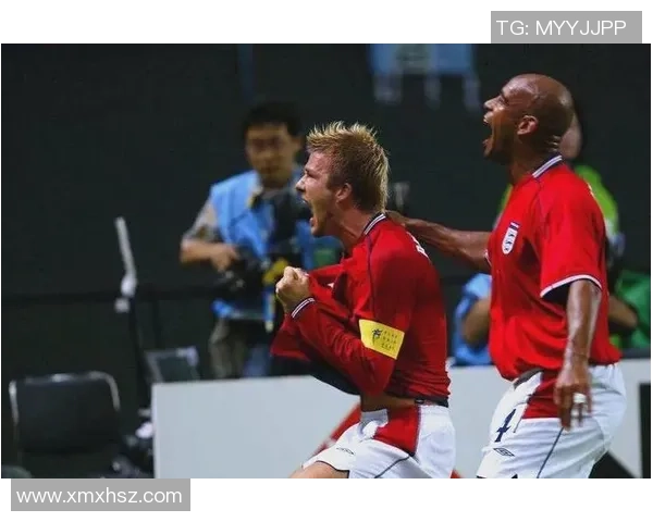 足球明星为何在全球范围内备受追捧与崇拜的深层原因解析